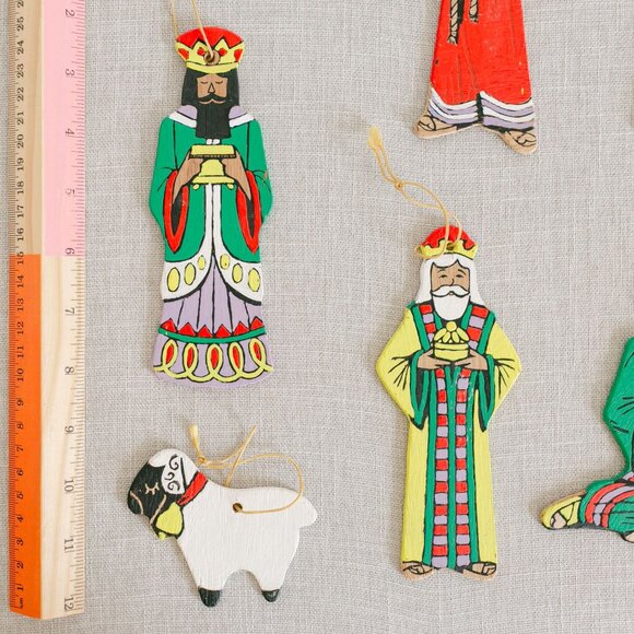 Vintage Nativity Hand Painted Wood Ornaments - Set of 7 with Mary, Jesus + More - Picture 8 of 8